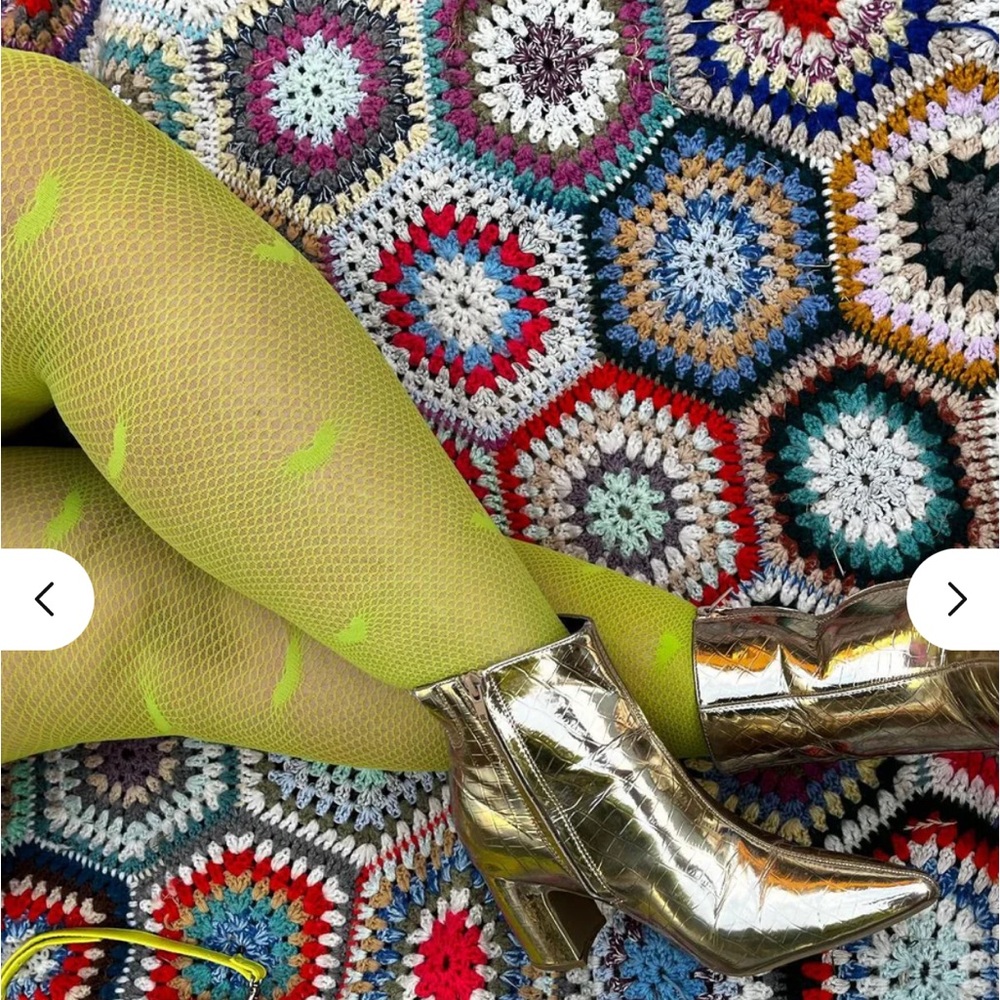 Snag Tights, Fishing For Love in Apple, A/B